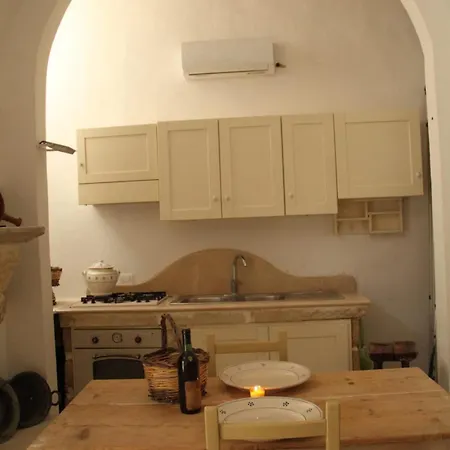 Casa Saracina